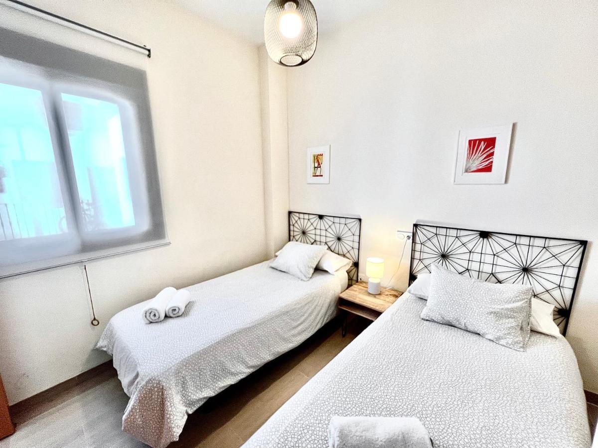 Teodosio Apartment Free Parking & Central Ac Sewilla Zewnętrze zdjęcie