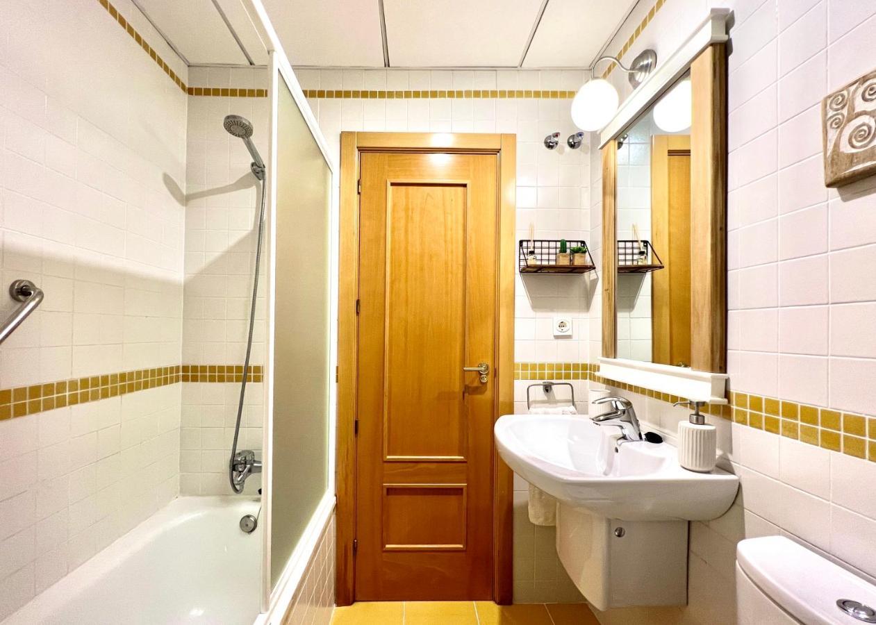 Teodosio Apartment Free Parking & Central Ac Sewilla Zewnętrze zdjęcie
