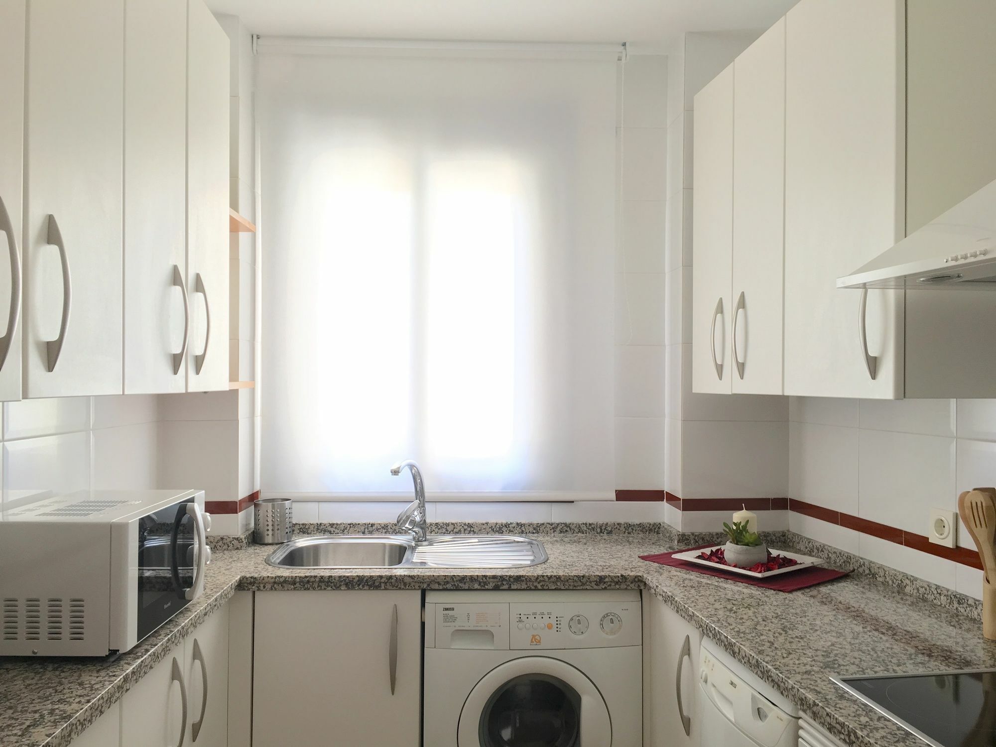 Teodosio Apartment Free Parking & Central Ac Sewilla Zewnętrze zdjęcie