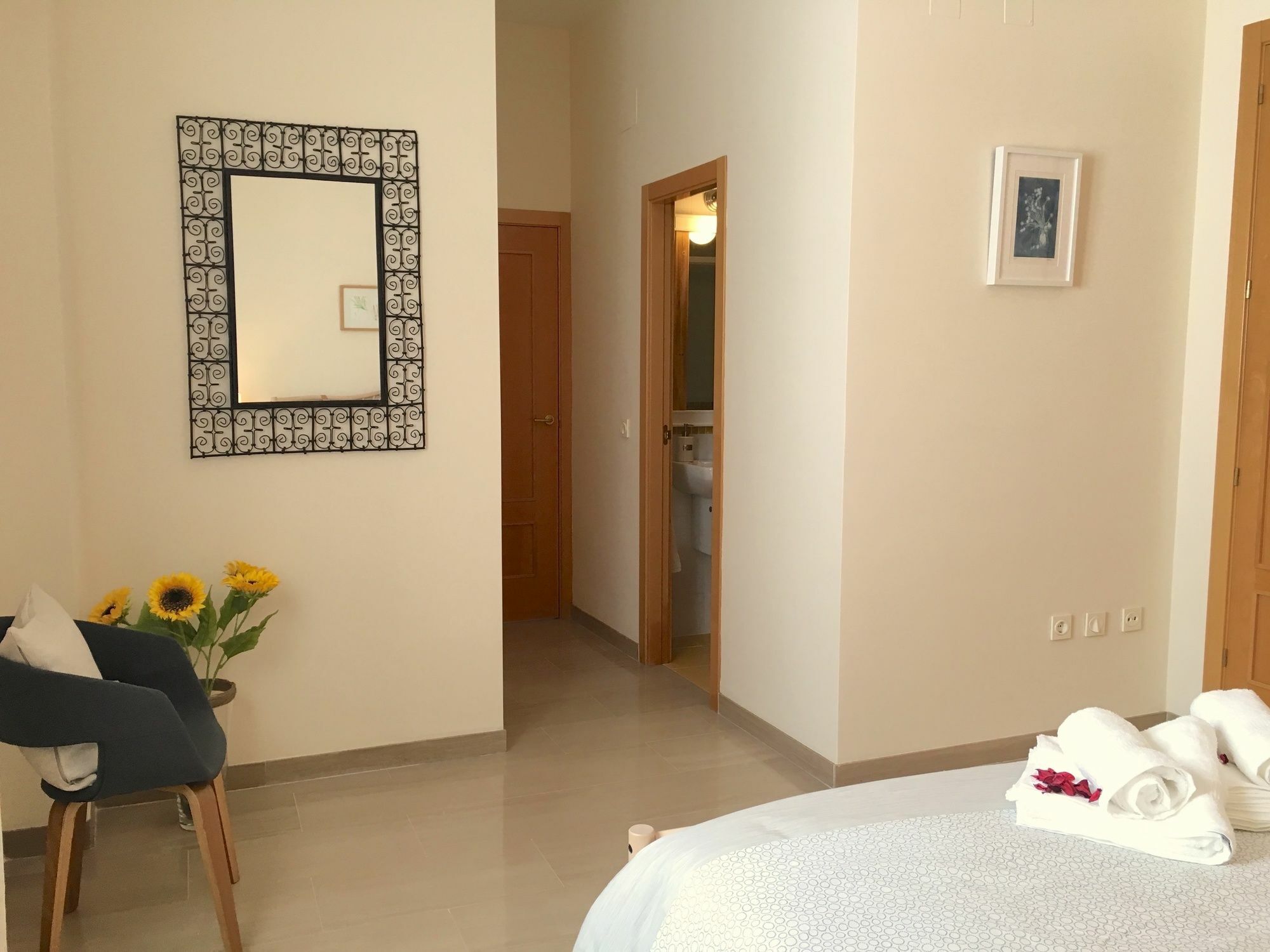 Teodosio Apartment Free Parking & Central Ac Sewilla Zewnętrze zdjęcie